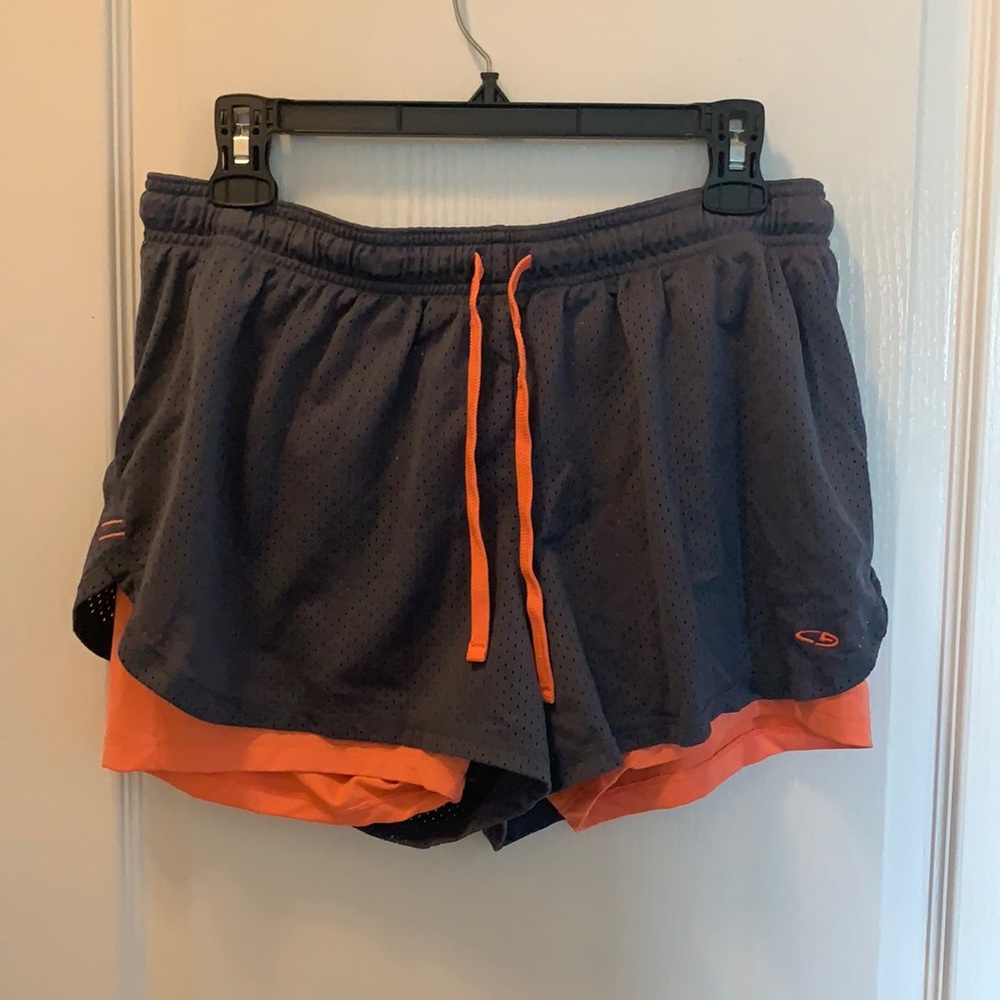 Champion lined exercise shorts - WORN 1-2X max.